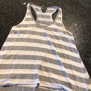 Wet seal tank